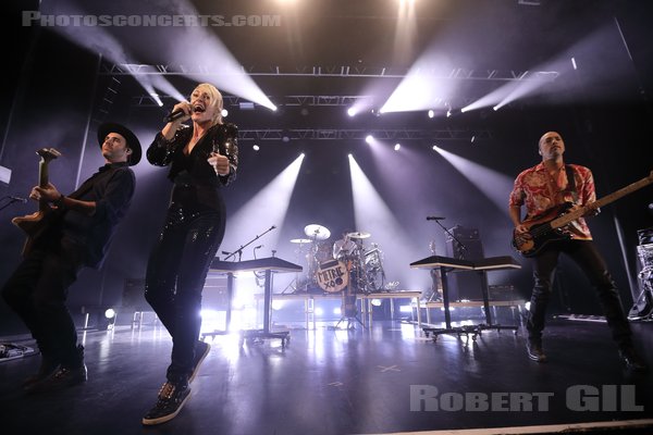 METRIC - 2023-02-03 - PARIS - Le Trianon - Emily Haines - Joules Scott-Key - James Shaw - Joshua Winstead